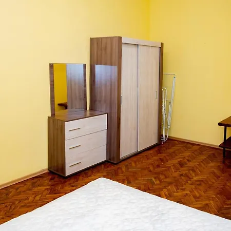 Anelia's Place - Cozy In The Heart Of Apartment
