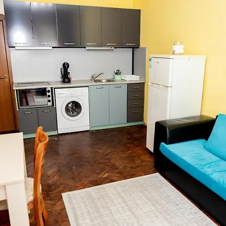 Anelia's Place - Cozy In The Heart Of