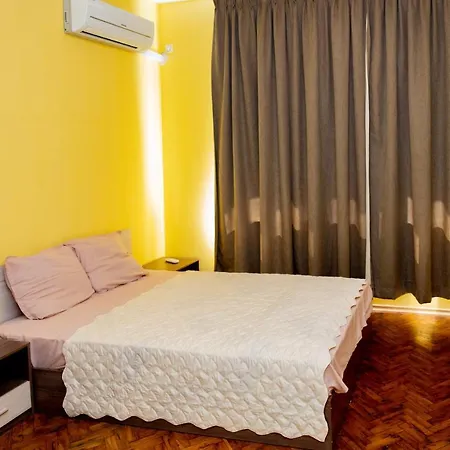 Anelia's Place - Cozy In The Heart Of Apartment